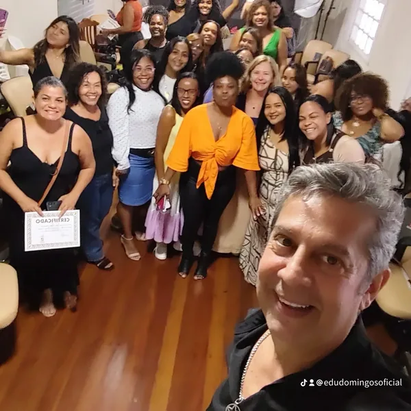 Turma de workshop com certificados